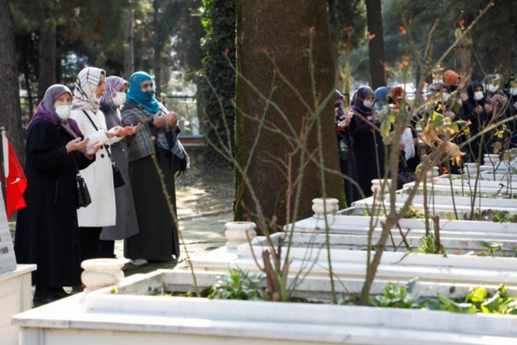 Bursa İnegöl’de Çanakkale Zaferinin 107. yılında şehitler minnetle anıldı