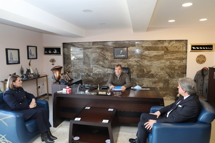 Kocaeli İzmit’te Başkan Hürriyet’ten, Fuat Biçici’ye Taziye ziyareti