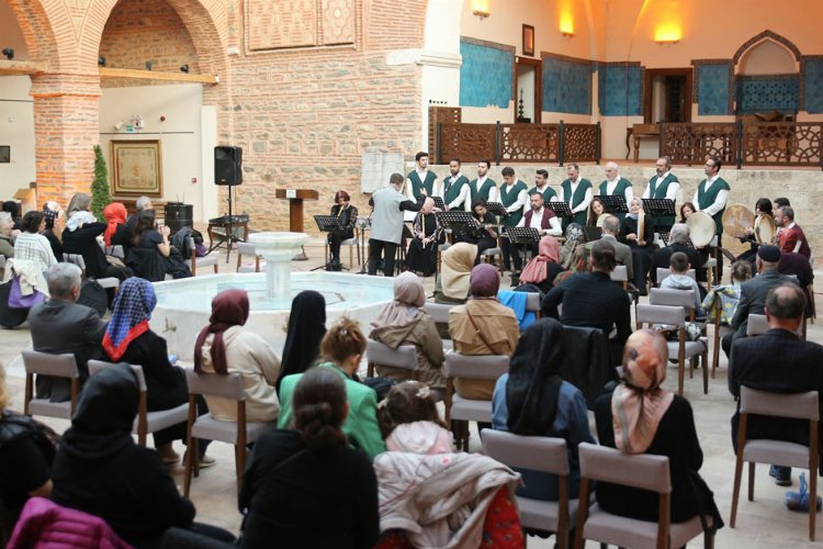 Bursa Muradiye’de ‘Hu’ ilahileri yankılandı