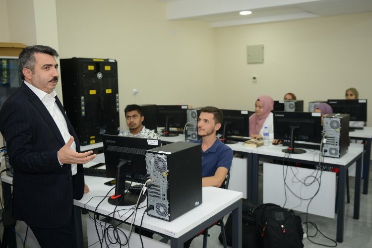 Bursa Yıldırım’da önce eğitim sonra iş