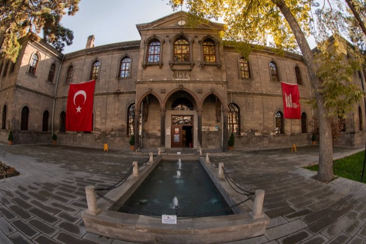 Kayseri Milli Mücadele Müzesi’nde tarihi sergi
