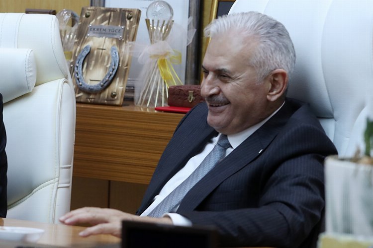 Binali Yıldırım COVID-19’a yakalandı