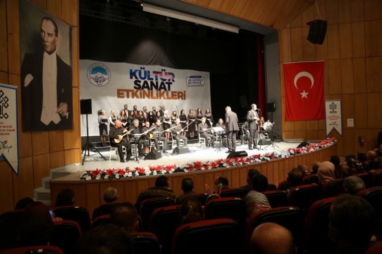 Kayseri Büyükşehir’den unutulmaz “Türkü” gecesi