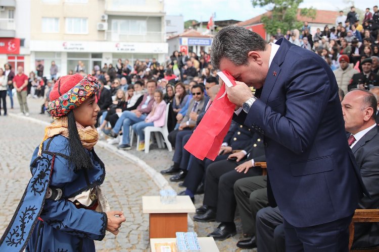 İzmir Bergama’da 19 Mayıs coşkusu