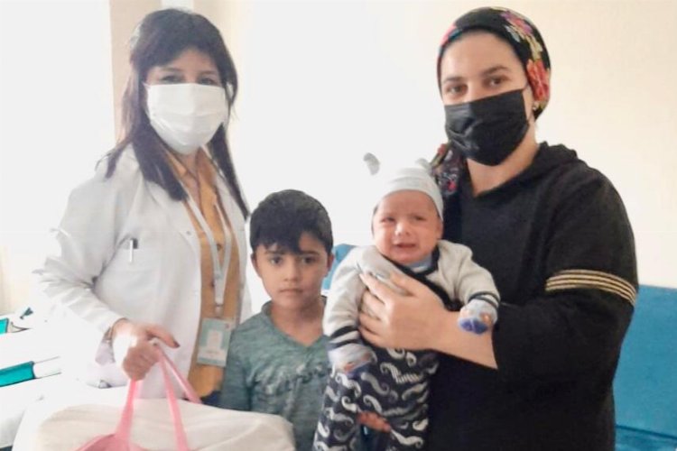 Manisa Büyükşehir’den 6 aileye ‘Hoş Gelsin Bebek’ ziyareti