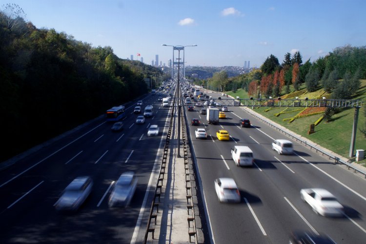 Sürücülerden ‘hız limiti’ arttırımına destek