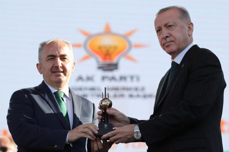Rize’ye 2 yılda 2 gençlik ödülü
