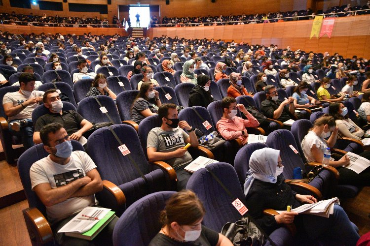 Bursa’da memur adaylarına ücretsiz eğitim desteği