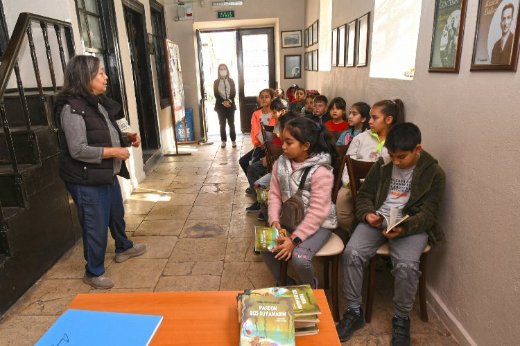 İzmir Karabağlar’dan çocuklara ara tatil armağanı