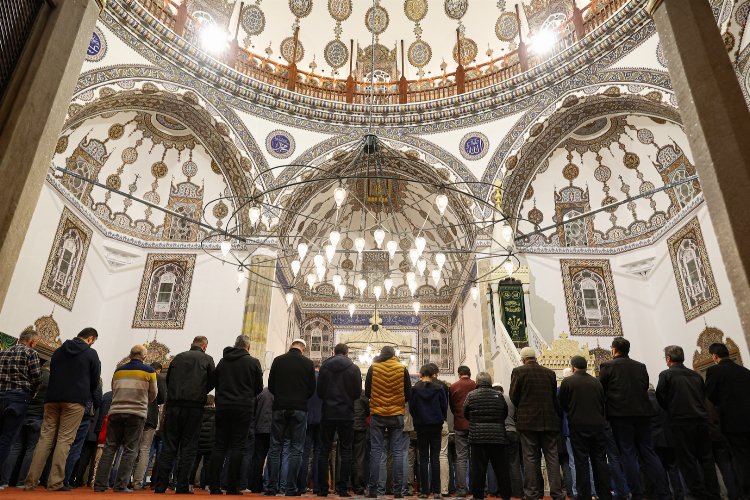 Nevşehir’de Kurşunlu Cami’nde ilk teravih