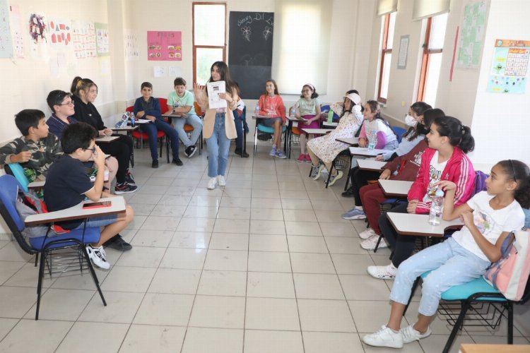 İstanbul Eyüpsultan’da Dil Evi’nde yaşayarak öğreniyorlar