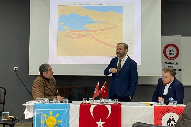 Bursa Gemlik’te İYİ Parti’den ‘deprem’ farkındalığı