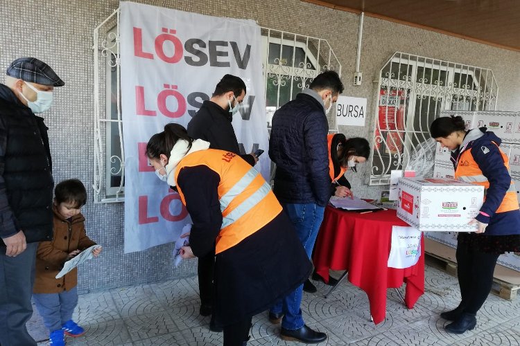 LÖSEV ‘Mutlu Et Paketleri’ ile mutluluk paylaştıkça çoğalıyor