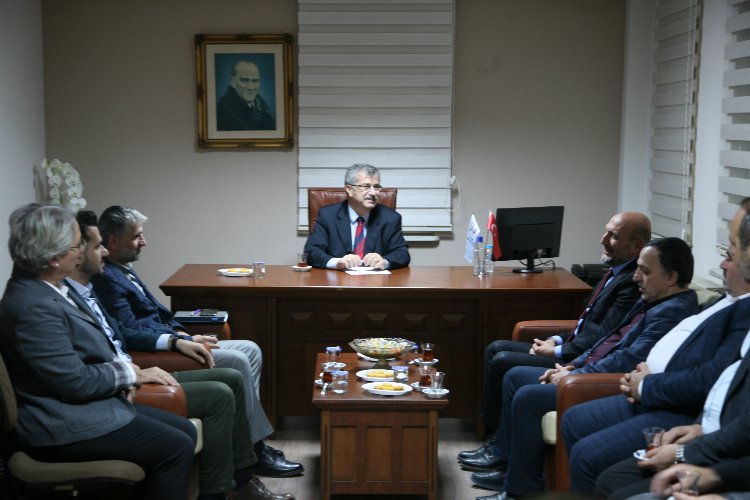 Bursa’da Saadet Partisi’nden Bal-Göç’e ziyaret