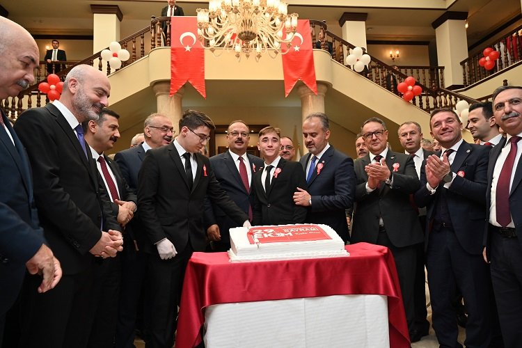 Bursa’da Cumhuriyet Bayramı coşkusu