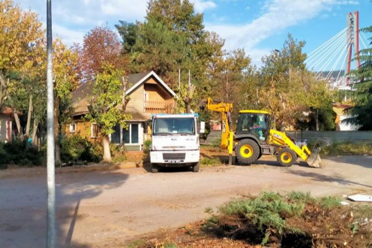 Kocaeli Büyükşehir’den örnek ağaç hassasiyeti