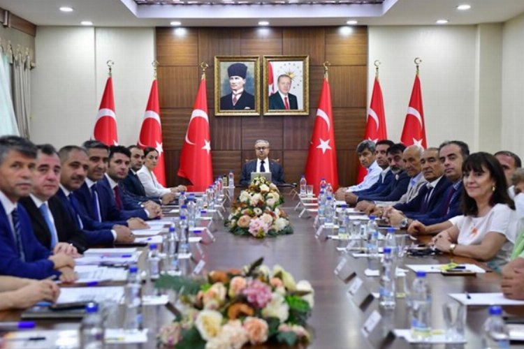 Diyarbakır Valiliği ‘istihdam ve mesleki eğitim’ için toplandı
