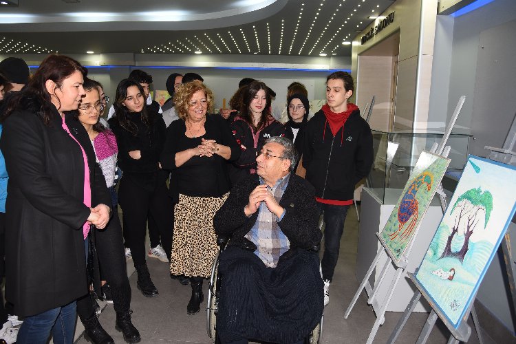 Manisa’da ‘kalemle kağıdın düeti’