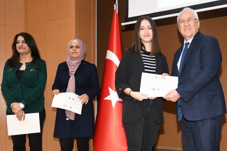 İzmir Karabağlar’da kadınlar ‘e-ticaret’i öğrendiler