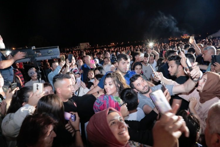 İşin ‘Aslı’ Çaycuma’da selfie rekoru