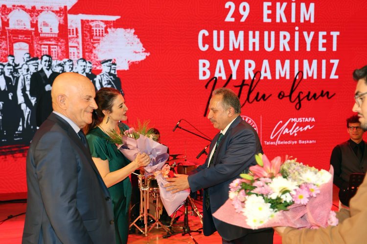 Kayseri Talas’ta Cumhuriyet konseri
