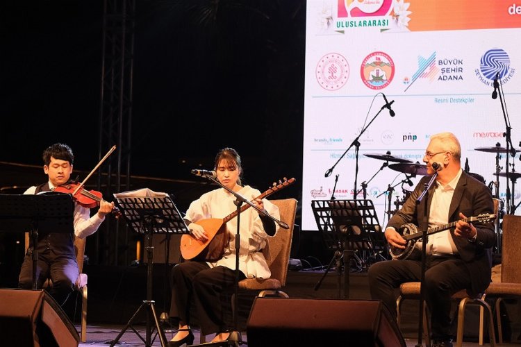 Adana’da karnavalda Ali Haydar Bozkurt sürprizi