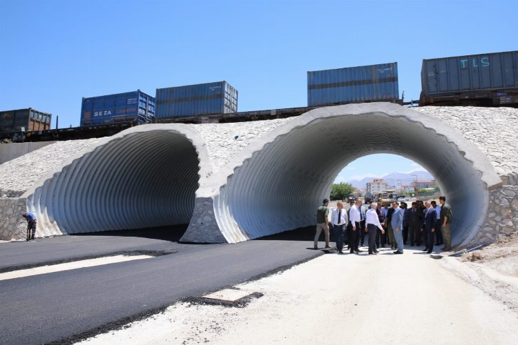 Malatya’da yol aksı ve ulaşıma sağlık ve konfor geliyor
