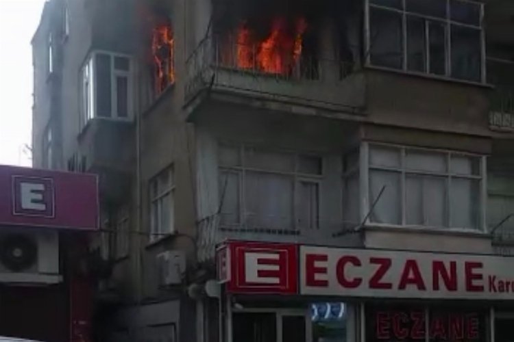 Adıyaman’da metruk binada yangın