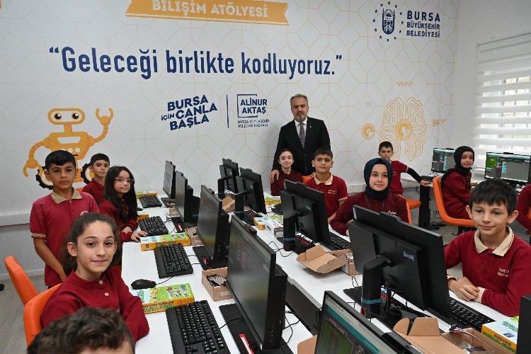 Bursa’da ‘Bilişim Atölyeleri’ne devam