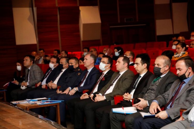 Bursa İnegöl’de ‘Bağımlılıkla Mücadele Çalıştayı’ yapıldı
