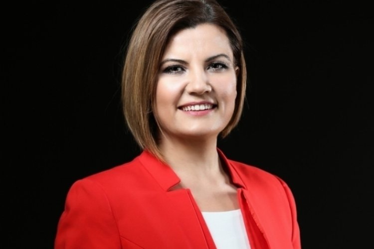 İzmit Belediye Başkanı’ndan sitemli ‘nitelikli iş’ paylaşımı